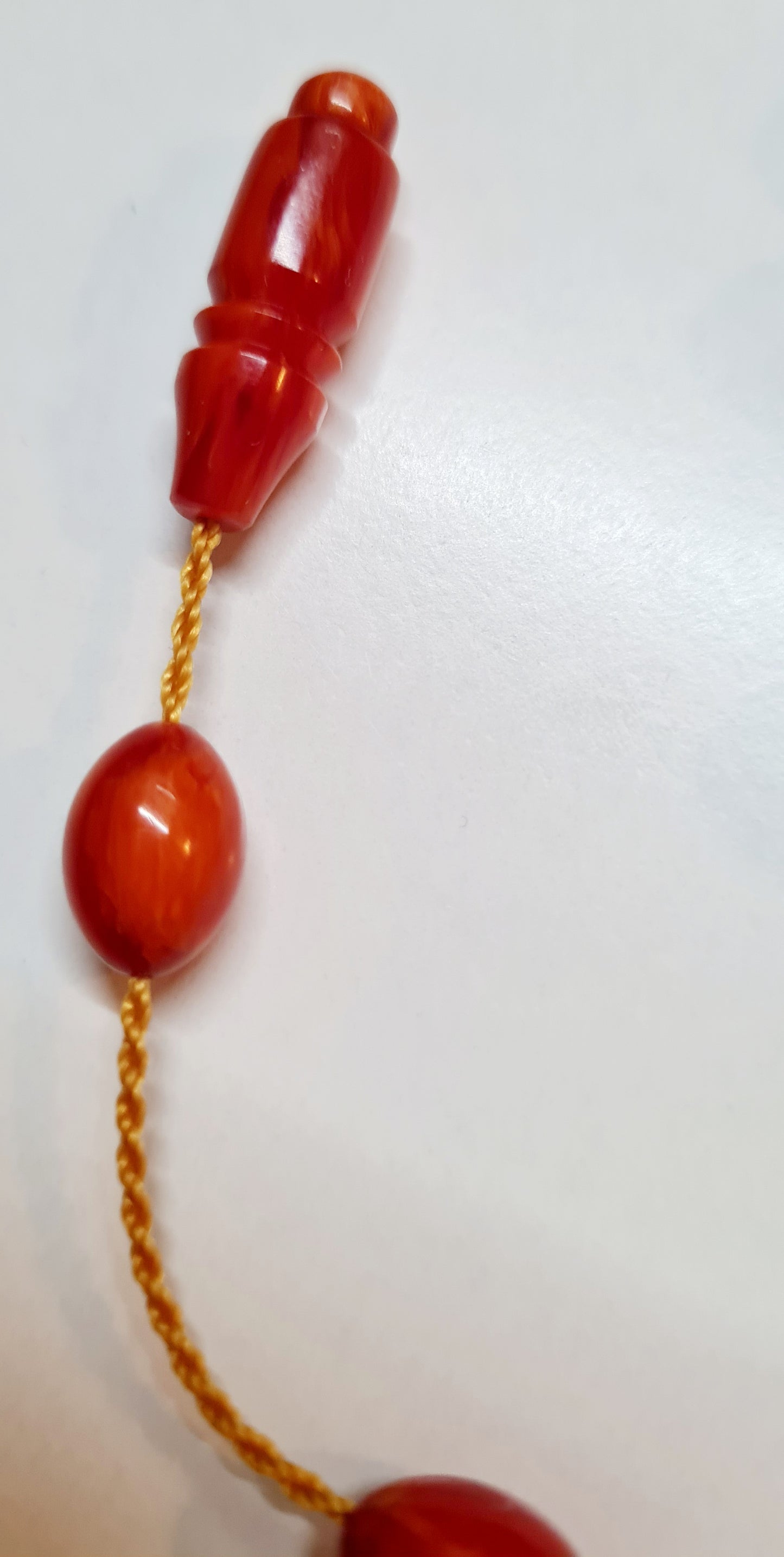 Kolleksiyonluk Kuru Torna El Yapımı Eski Malzeme Yeni Tornalanmış Usta İşi 11,5 X 8 mm Ölçülerinde 24 Gr 35 CM Sıralı Sistem Kalem İşcilik Eski Çubuk Döküm Katalin Malzemeden El yapımı Usta Tespih