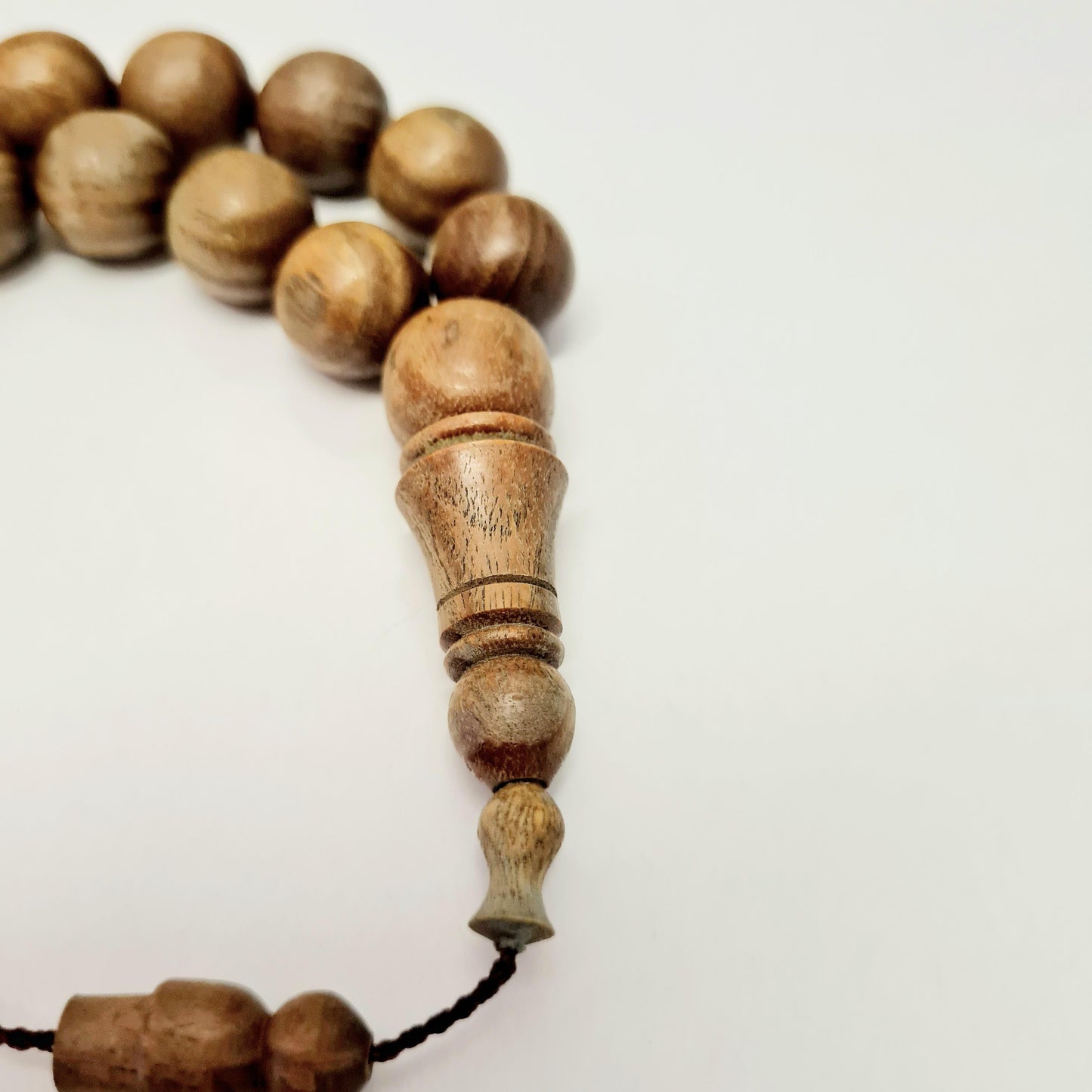 Master Handmade Ebony Collectible Wrist Size 17 Beaded Prayer Beads 18X18 mm 40 Gr Scented Ebony Prayer Beads in Special Velvet Box