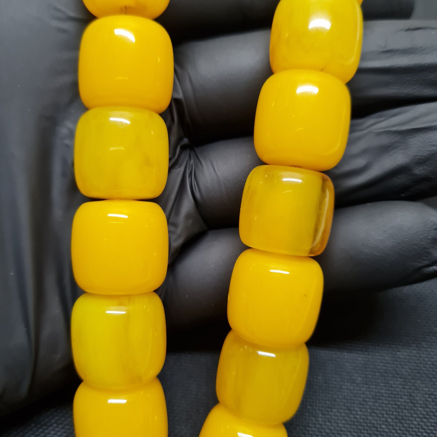 Sarı Katalin Tesbih, 38 cm Uzunluk, 140 gr Ağırlık, 17x16 mm Boncuk Ölçüsü, Usta İşi Kuru Torna