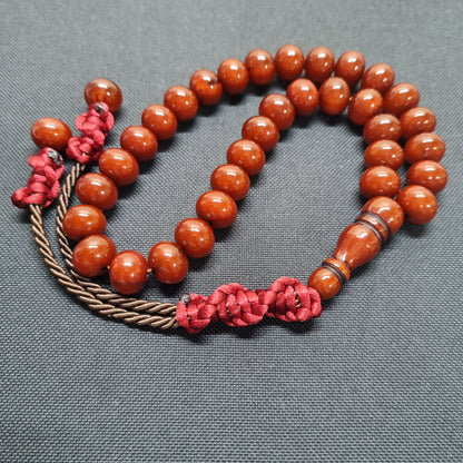 Antik Kızılımsı Kahverengi Tesbih, 35 cm Uzunluk, 13x11 mm Boncuk, 52 gr, Kırmızı Örgü Püsküllü, El Yapımı