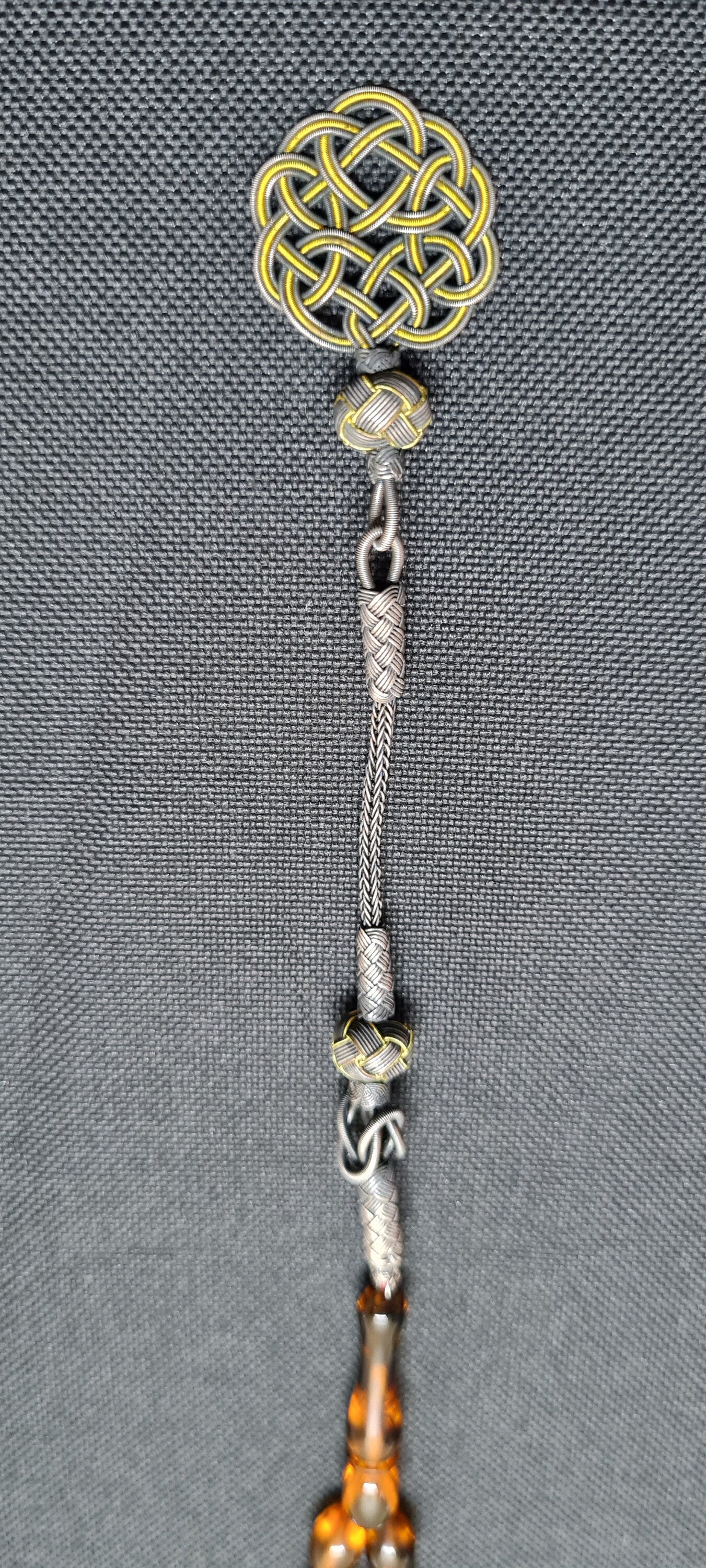 Eski Döküm Hareli Alman Zarı kolleksiyonluk Tesbih, 7x10mm, 20 Gr, El Yapımı Kuru Torna, Gümüş Örgü Püsküllü